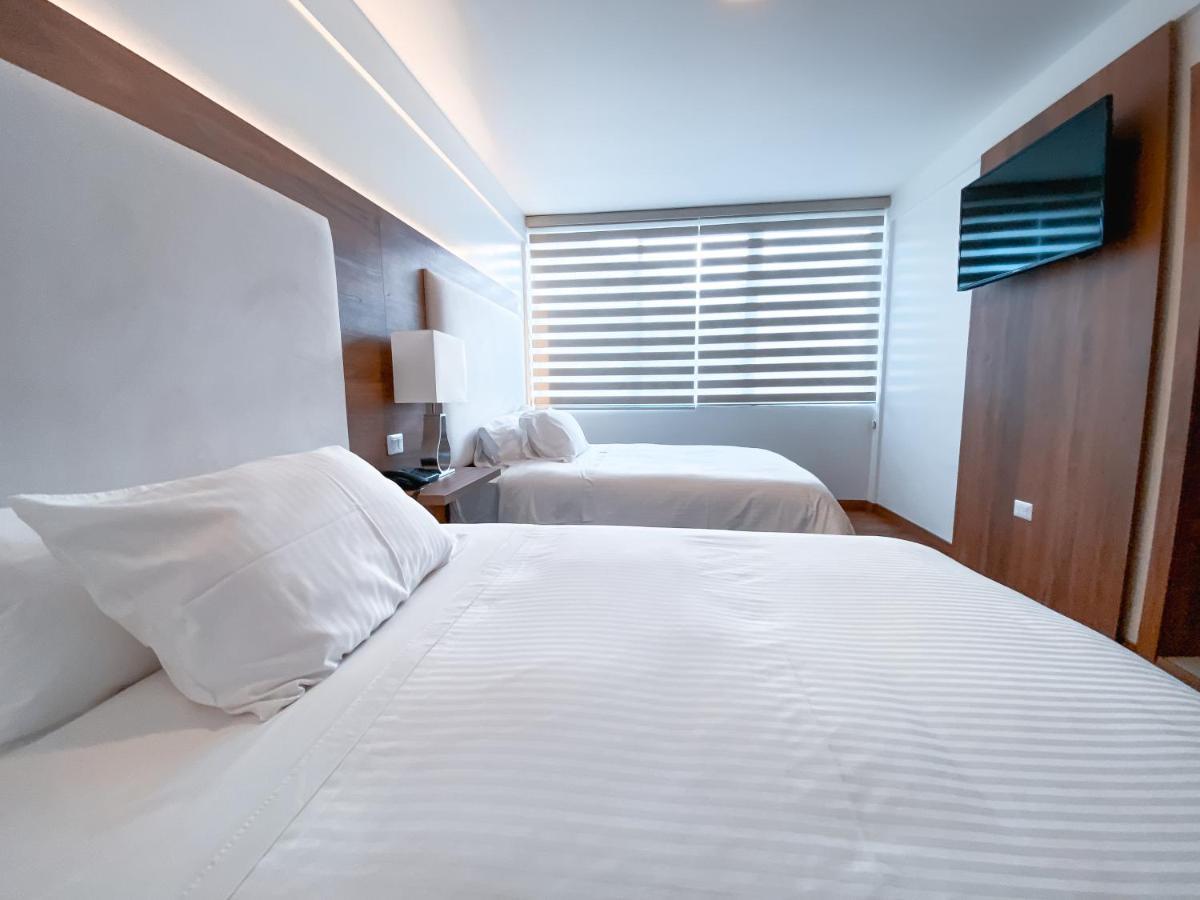 Hotel Miraflores Ambato Zewnętrze zdjęcie